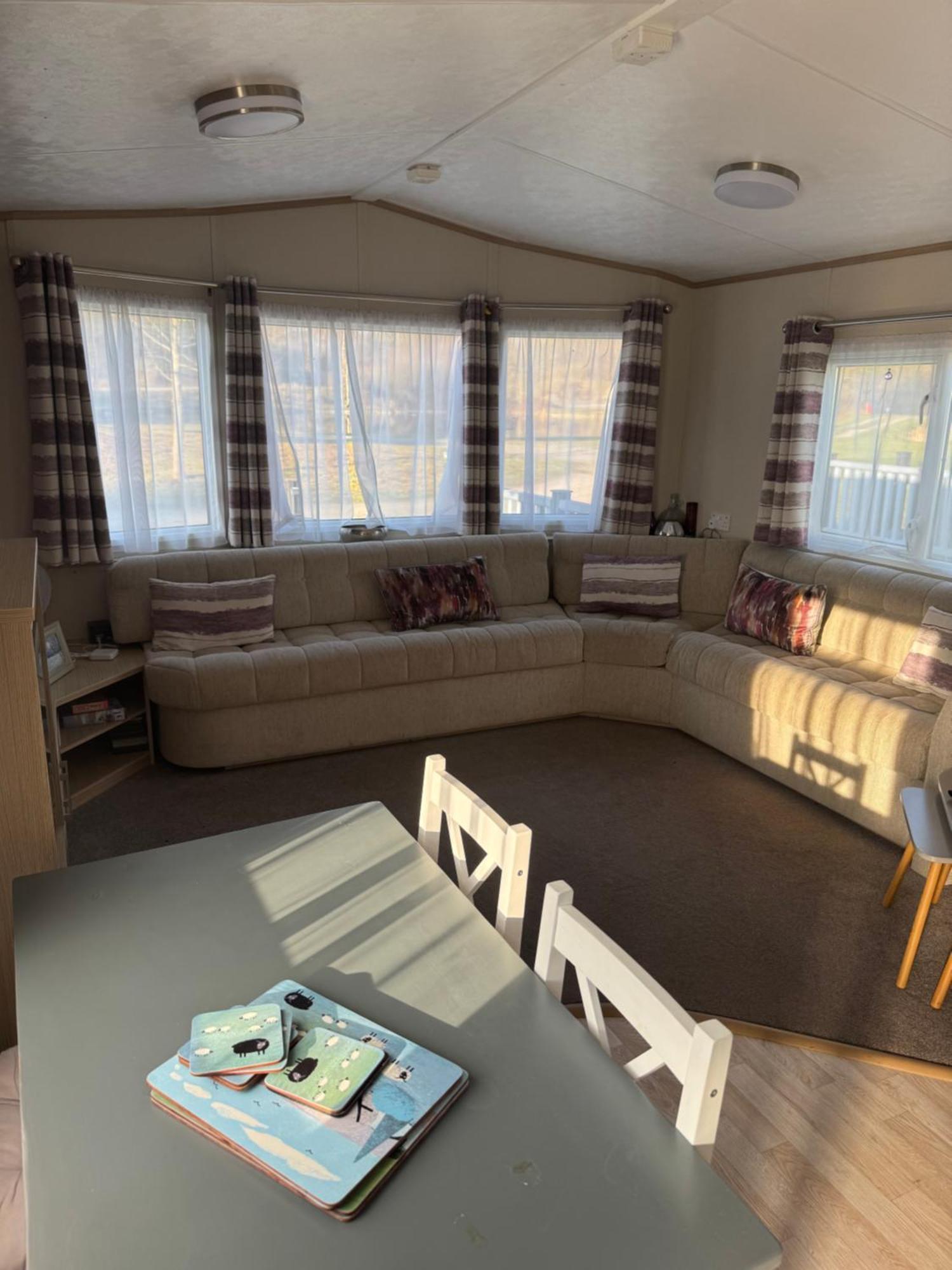 2 Bedroom Lakeview Lodge - Ensuite & Balcony Deck Carnforth Buitenkant foto